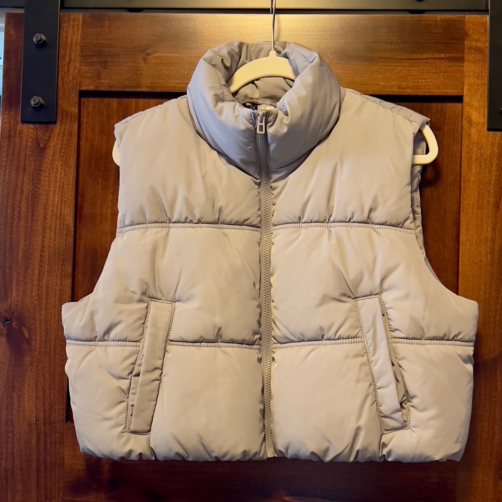 H&M Gray Puffer Vest